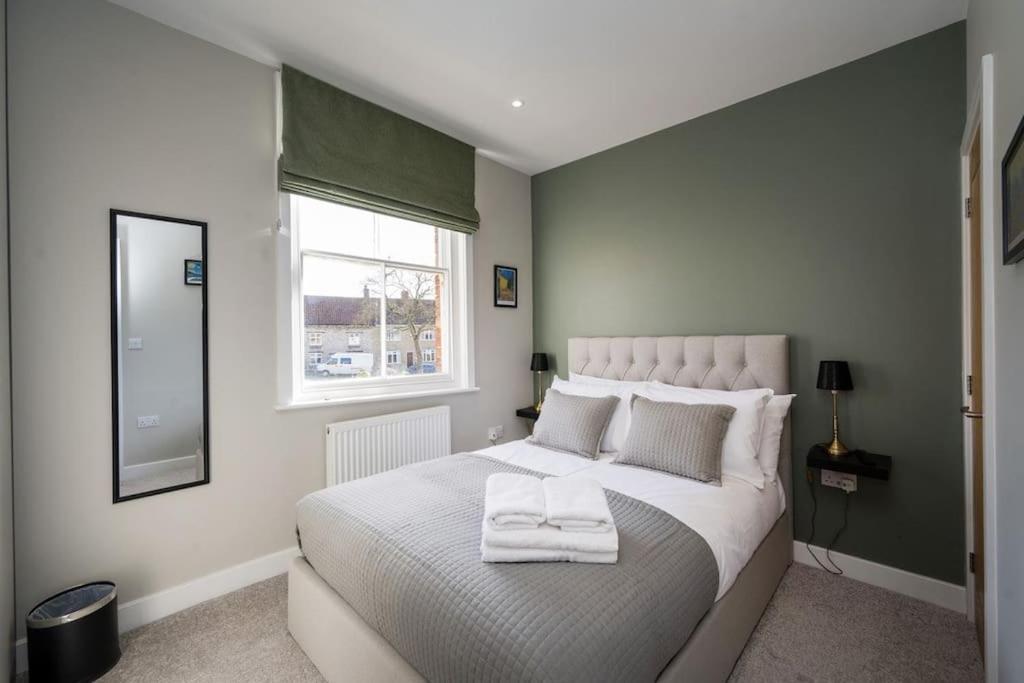 The Lettered Board Apartments Pickering Eksteriør bilde