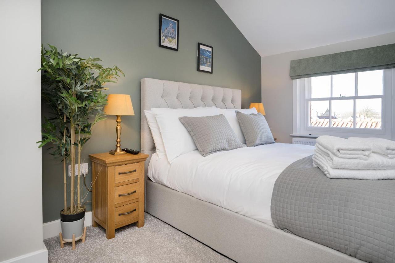 The Lettered Board Apartments Pickering Eksteriør bilde
